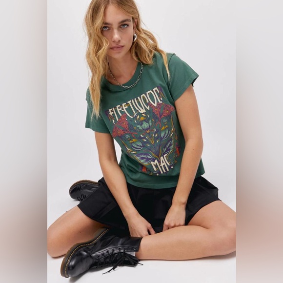 NWT FREE PEOPLE X DAYDREAMER Fleetwood Mac Butterflies Reverse Tee Stormy Green - Picture 5 of 12